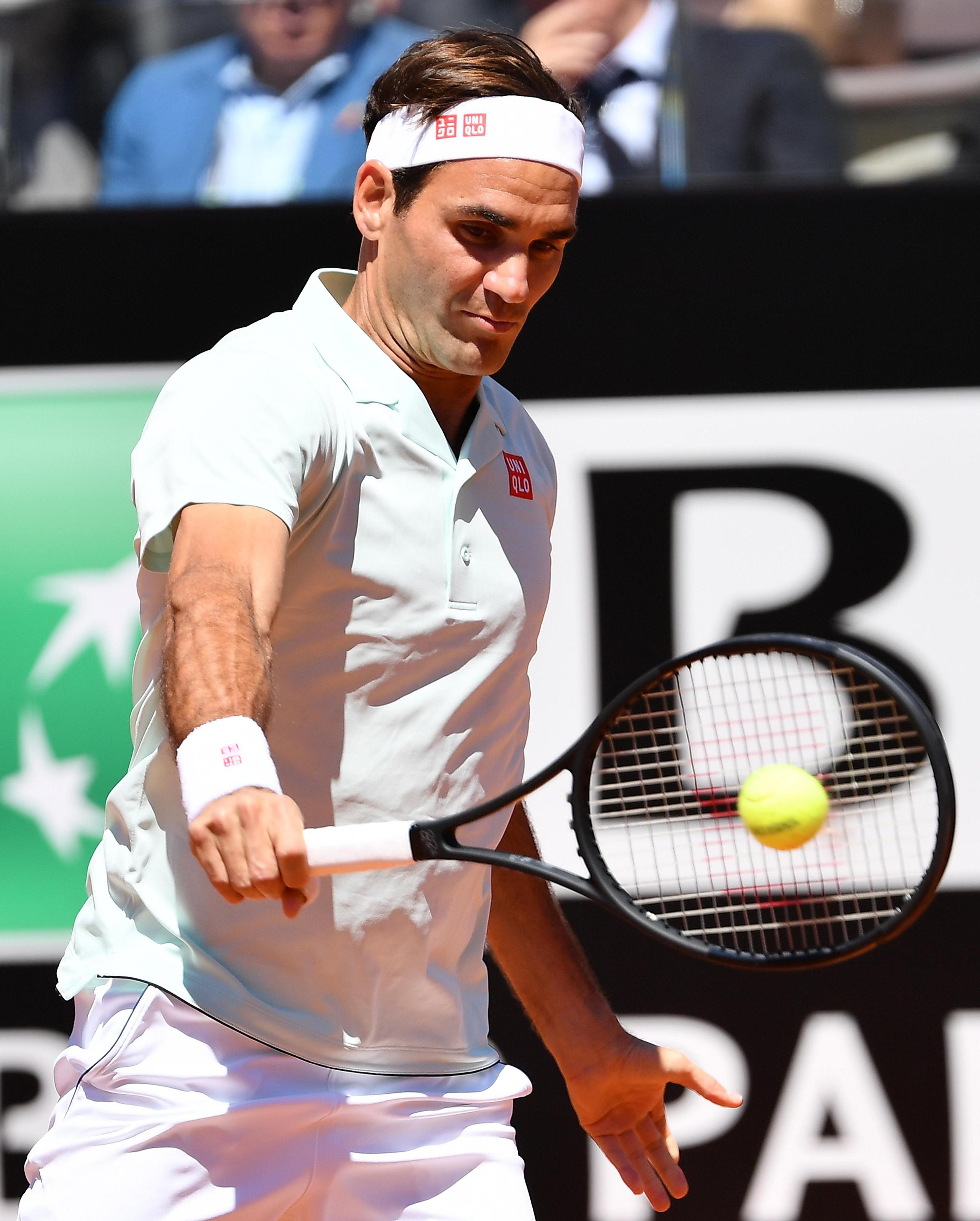 西班牙网球队强势意大利网球队,费德勒打破历史纪录的简单介绍 西班牙网球队强势意大利网球队,费德勒打破历史纪录的简单介绍