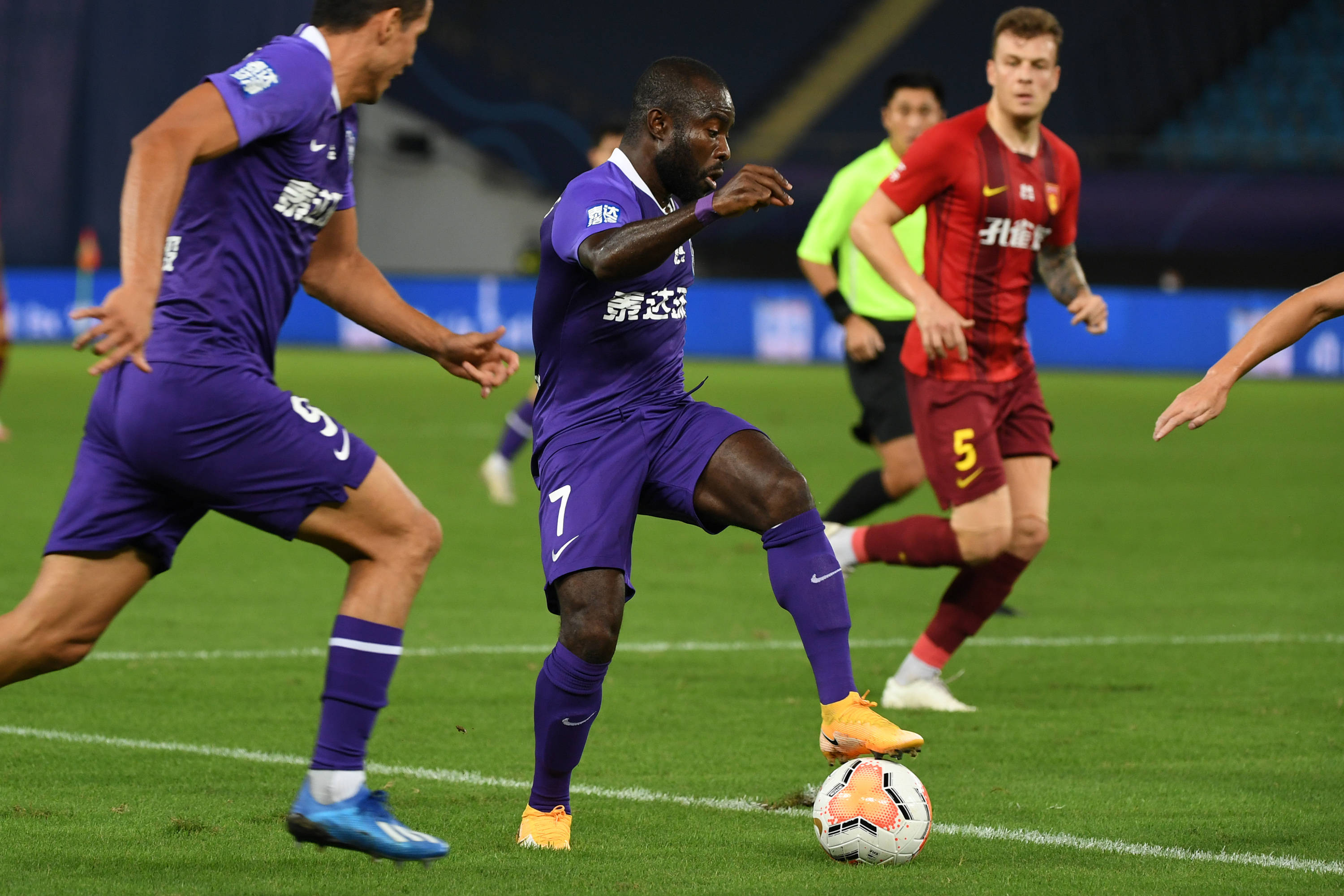 天津泰达客场不敌河北华夏幸福，遭遇失利