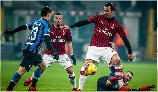 包含米兰城市德比战平落幕,AC米兰名列榜首的词条 包含米兰城市德比战平落幕,AC米兰名列榜首的词条