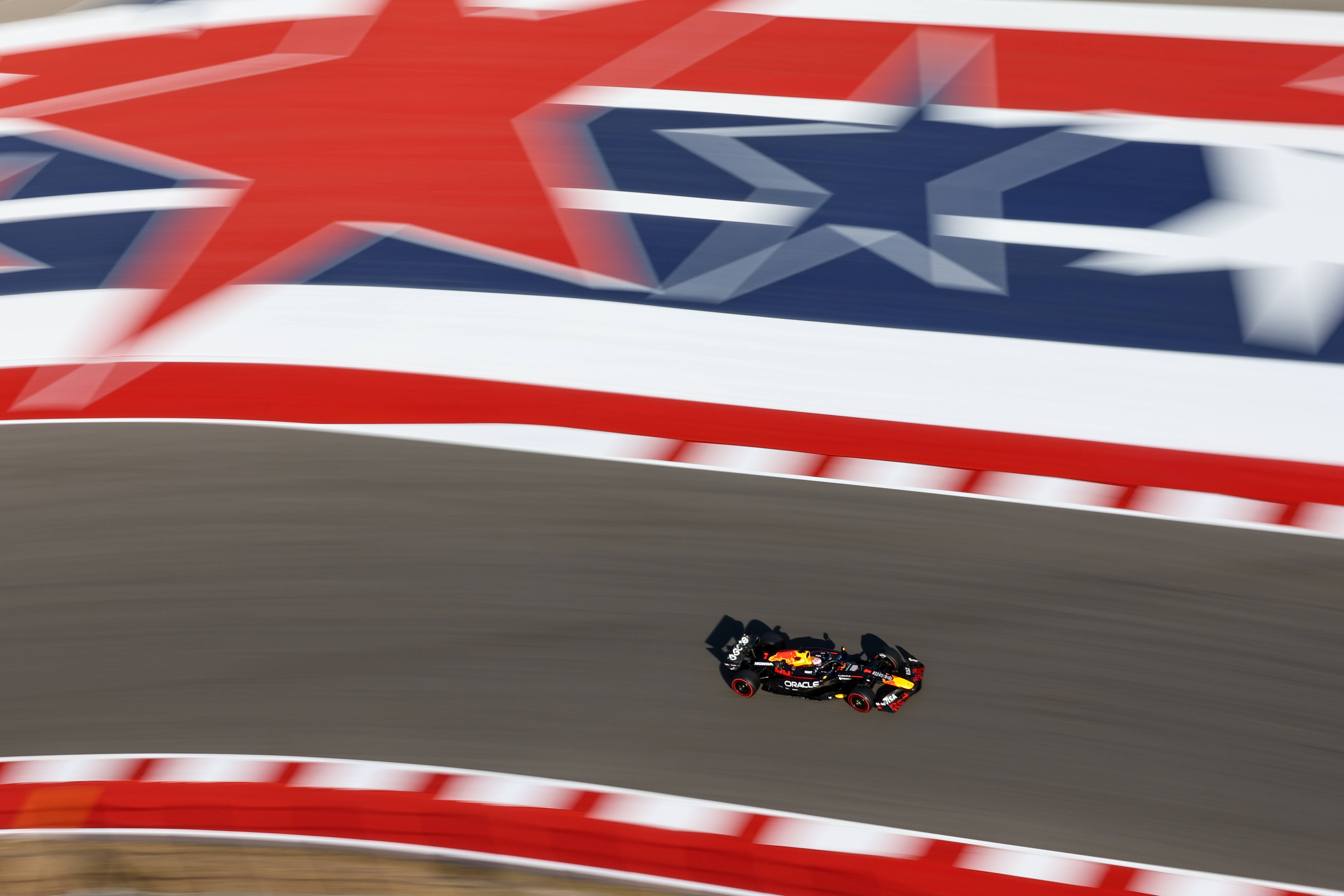 包含梅赛德斯绝杀哈斯车队,维斯塔潘关键制胜的词条 包含梅赛德斯绝杀哈斯车队,维斯塔潘关键制胜的词条