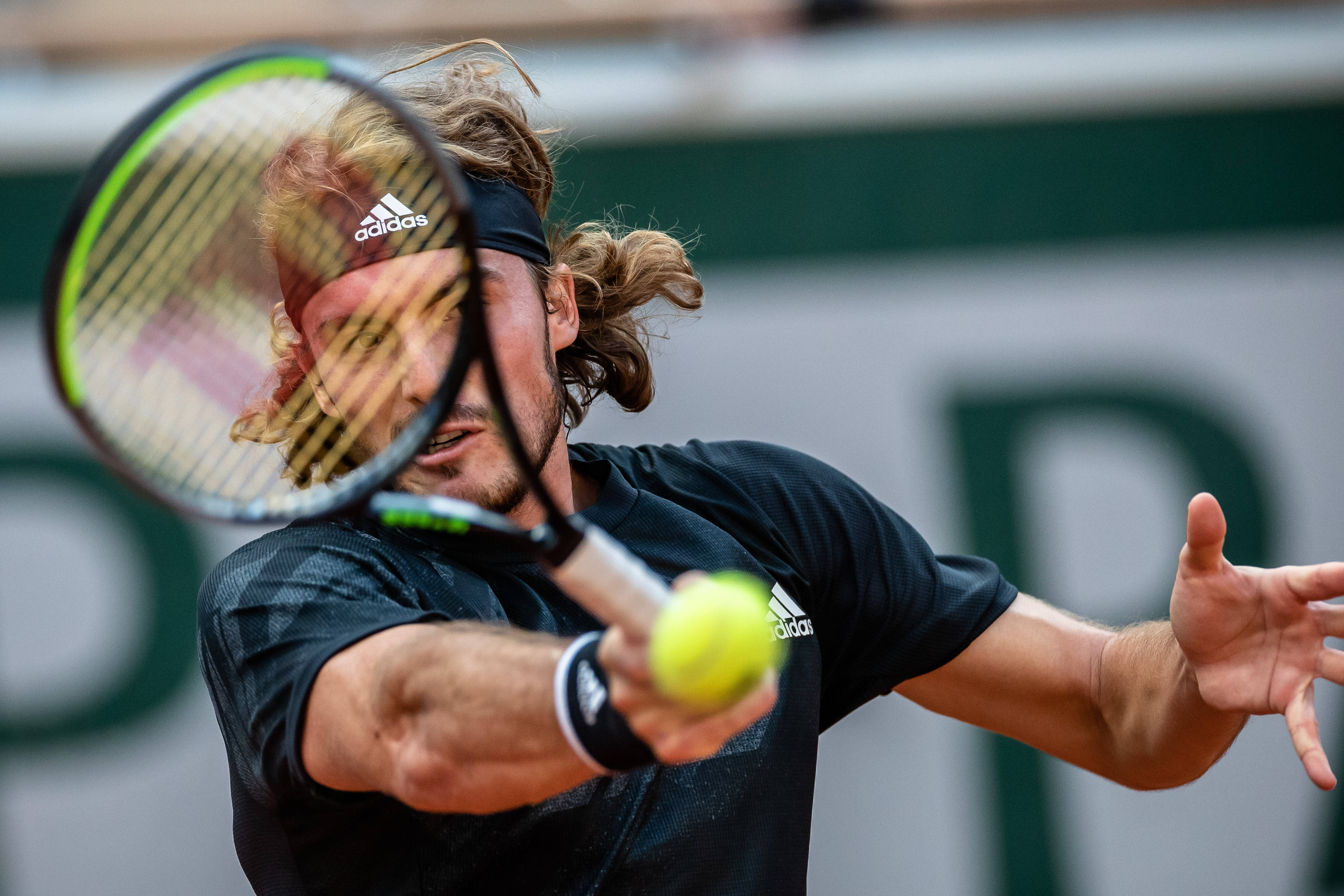 ATP总决赛逆转法网，西西帕斯惊艳四座